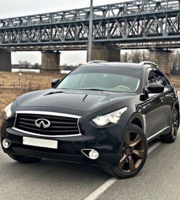 Химчистка Infiniti FX37 Химчистка Infiniti FX37 